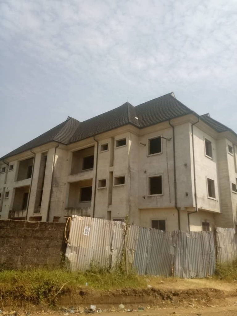 Almost Completed 6 Flats Of 3 Bedroom Units For Sale At Ikot Ekpene Road, Uyo Akwa Ibom state. Selling for ₦70,000,000. 