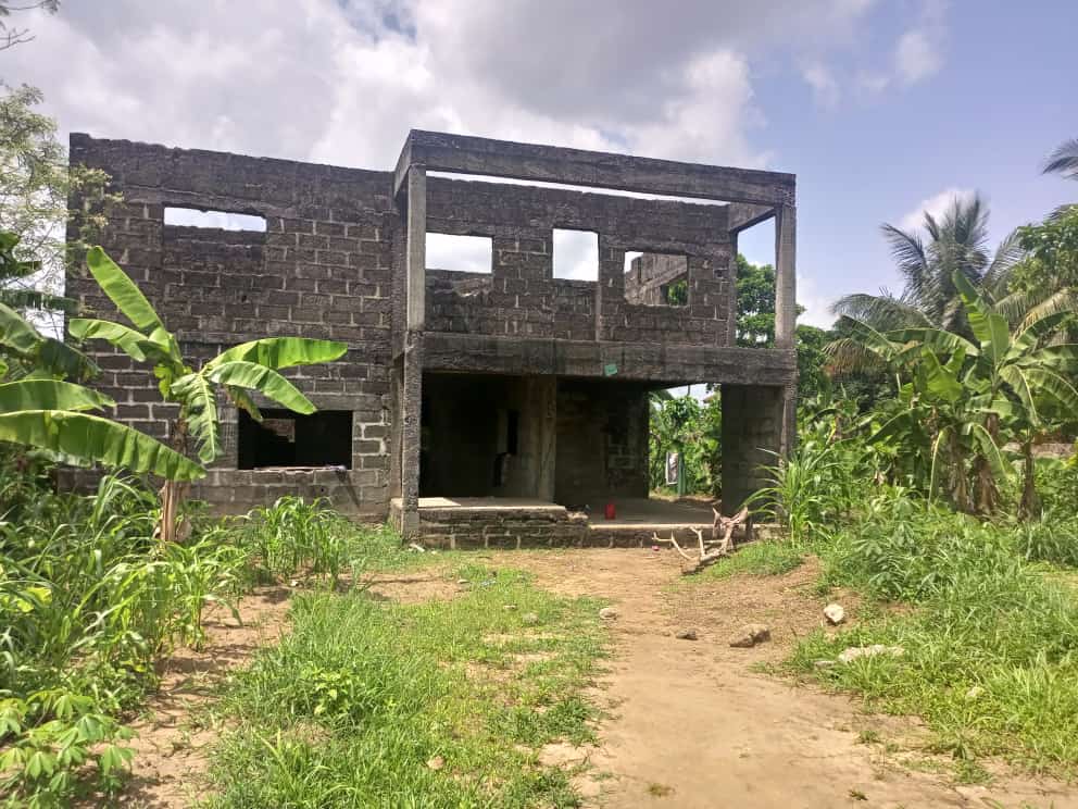 Uncompleted duplex for sale