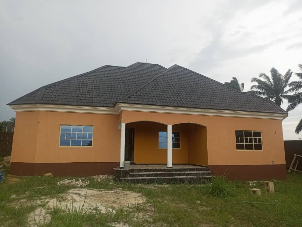 A Luxury Detached 3 Bedroom Bungalow for sale Off Oron Road Uyo, Akwa Ibom. Starting at N9 million naira, with a flexible payment plan.