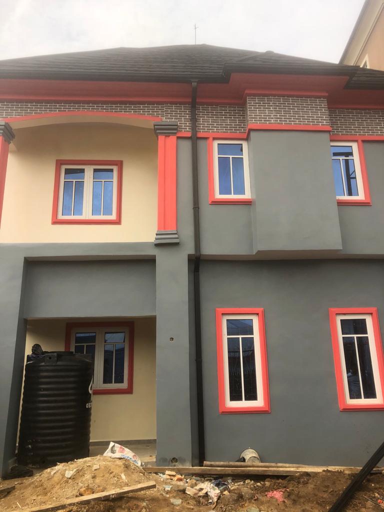 A finished 3 bedroom duplex with 3 toilets on a tarred street at Ikot abasi st, Uyo Aks with modern features. Selling at 50million(asking)