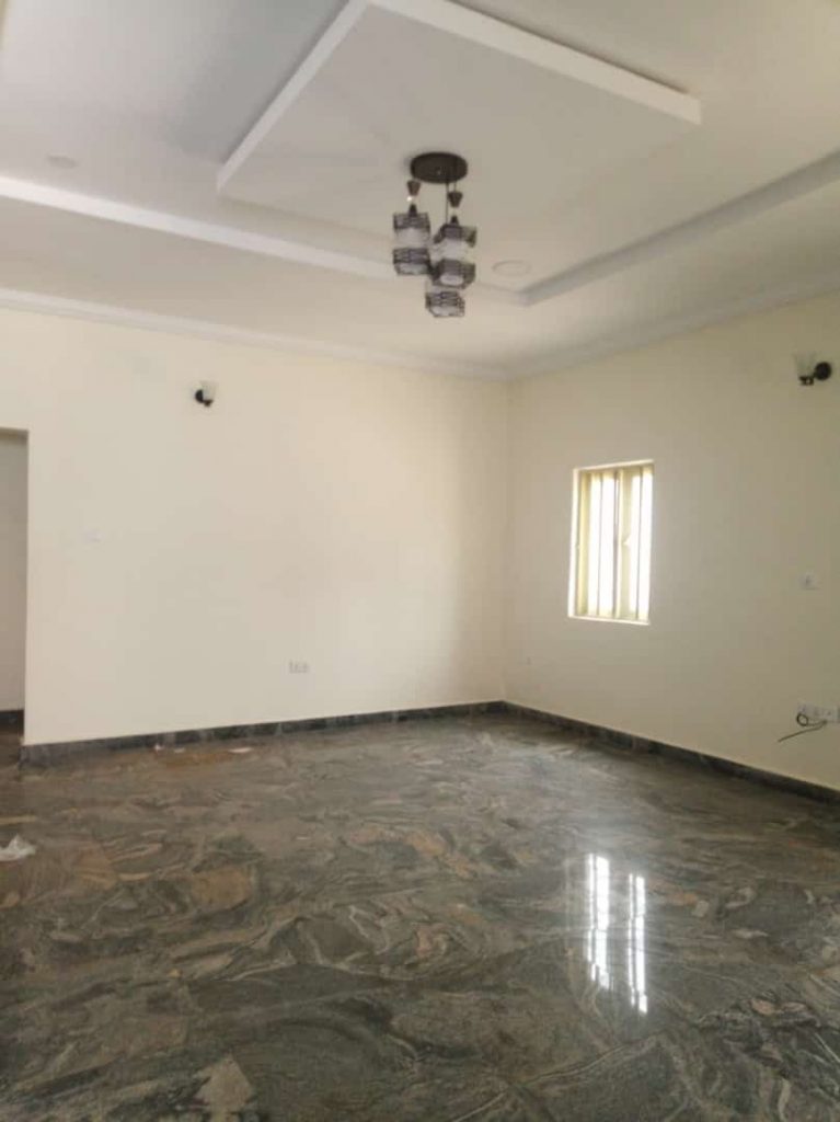 Tastefully built 1 & 3 bedroom standard apartments for rent at Ewet Housing Estate Uyo Akwa Ibom renting for ₦1,800,000/year. Beautifully and tastefully built modern one and three bedroom flats available for rent in Uyo.